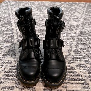 Dr Martens Quynn Smooth Boot Women’s 8